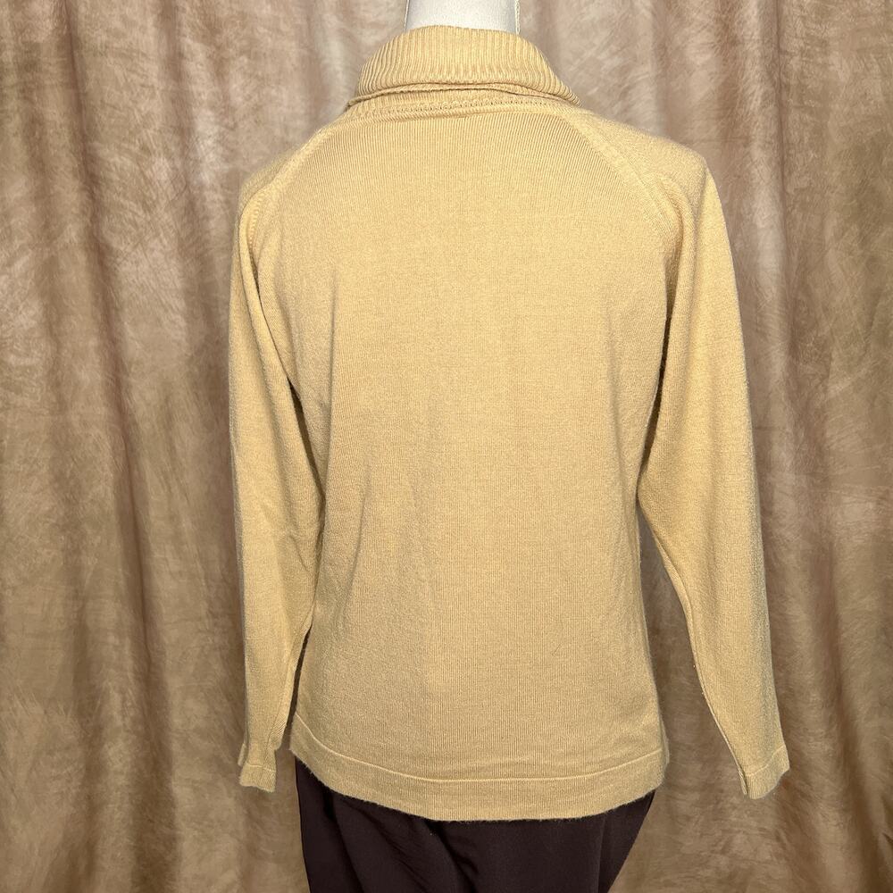 Vintage 60s by Darlene Turtleneck Sweater Tan Lightweight Retro Knit Classic Mod - Picture 5 of 10